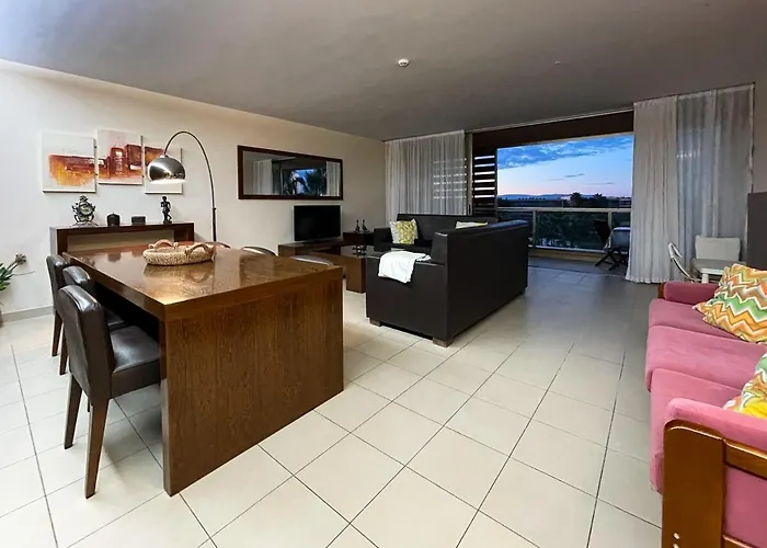 Herdade Dos Salgados, T3-11b2a, Lagoas, Albufeira *